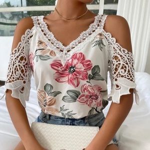 Boho Floral Print Cold Shoulder Lace Detail Top